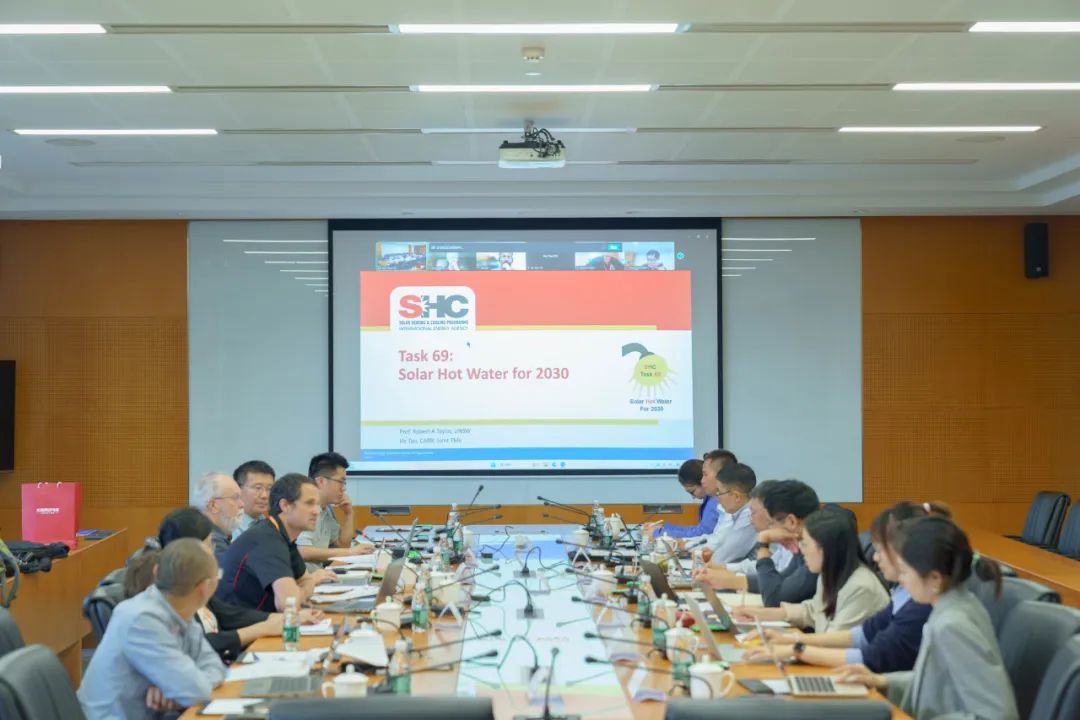 空氣能,太陽能,熱水器